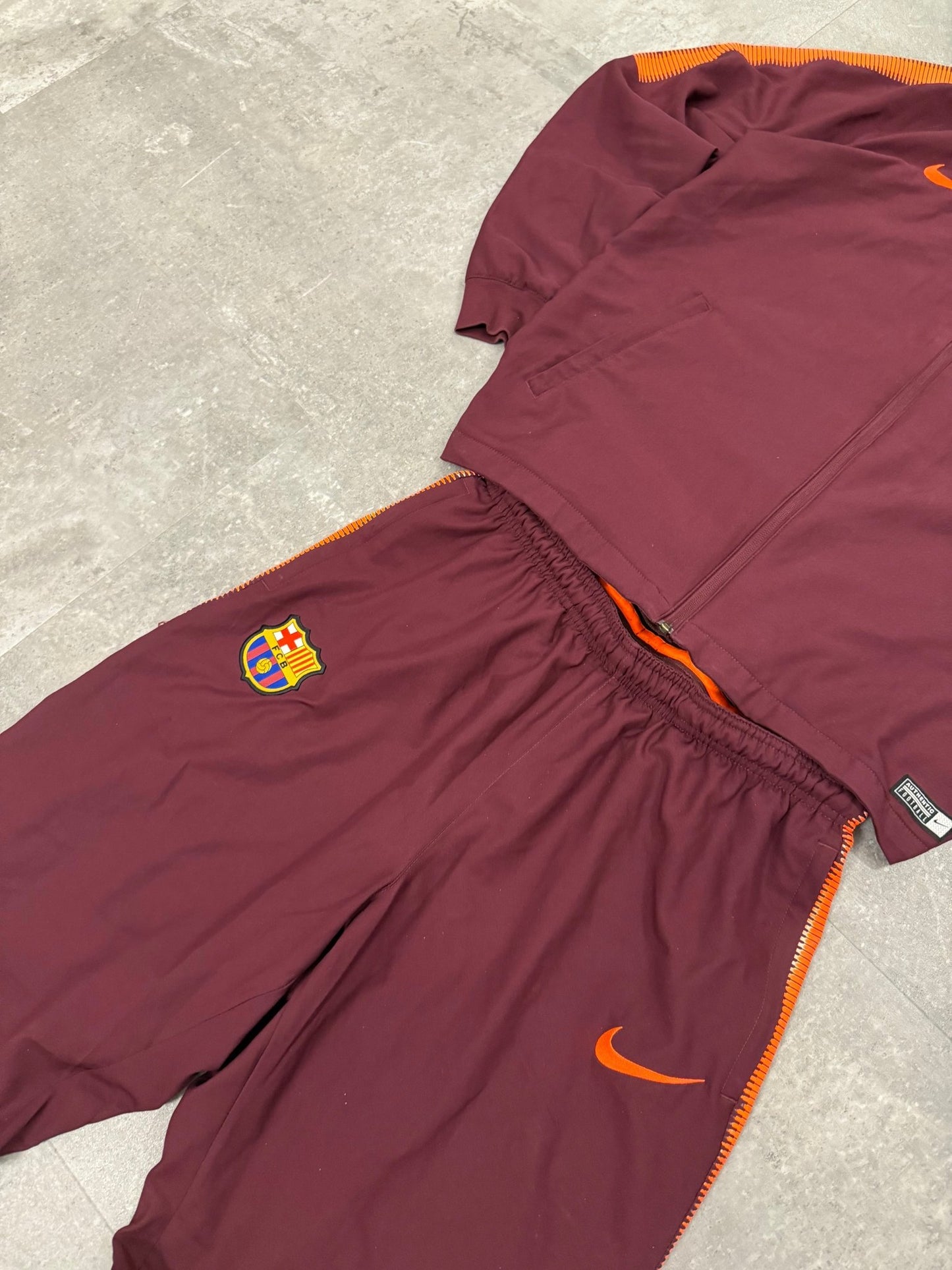 Vintage Tracksuit – Barcelona Nike Tracksuit | revintage