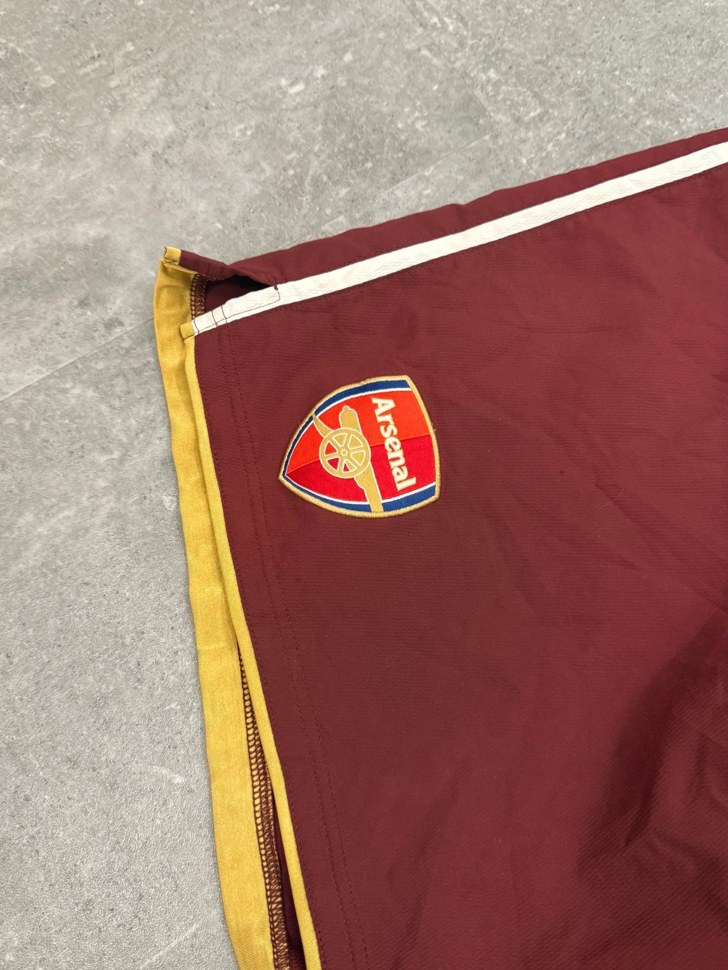 Vintage – Nike Arsenal Shorts Weinrot | revintage