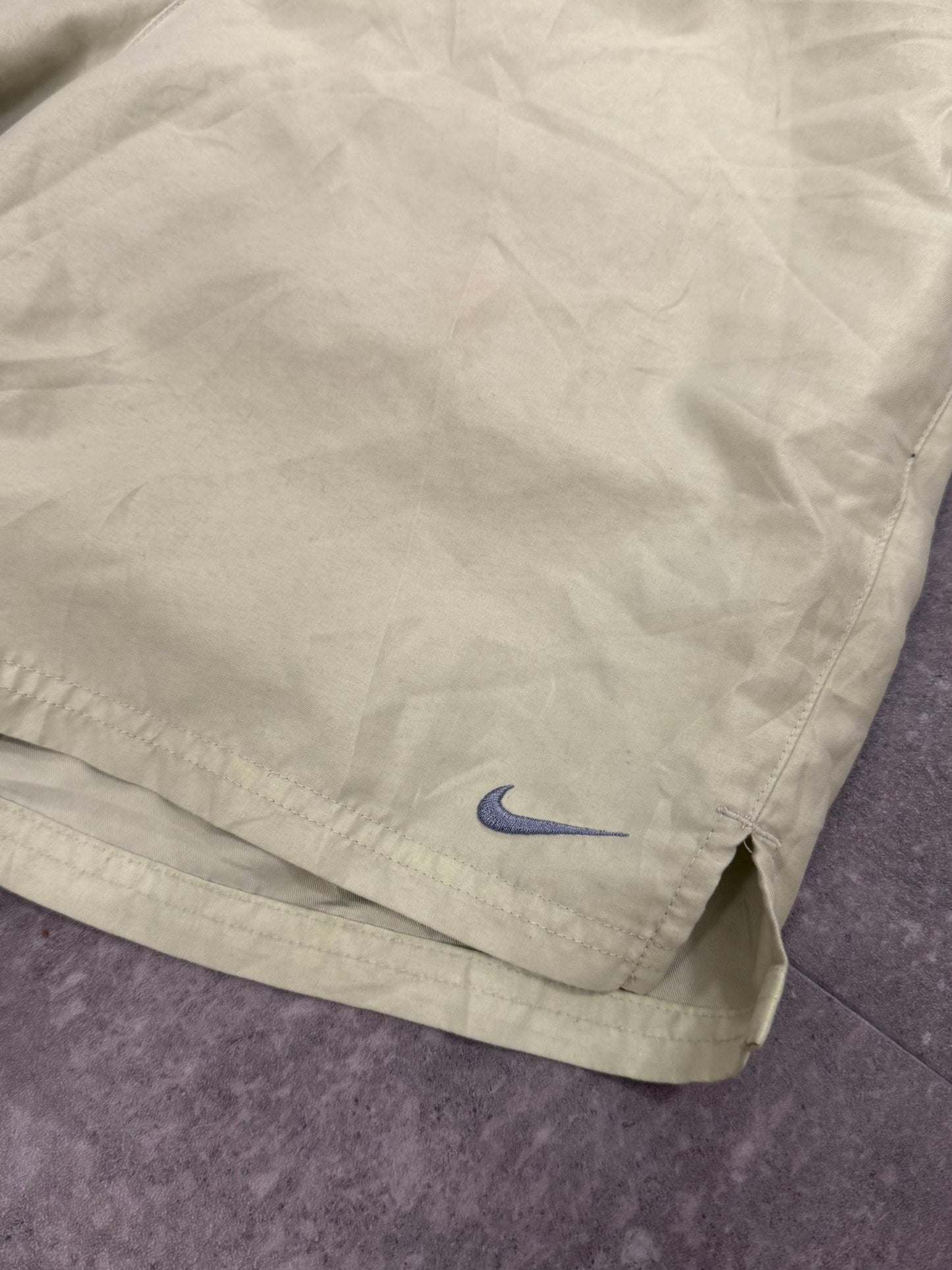 Vintage – Nike Shorts Beige | revintage