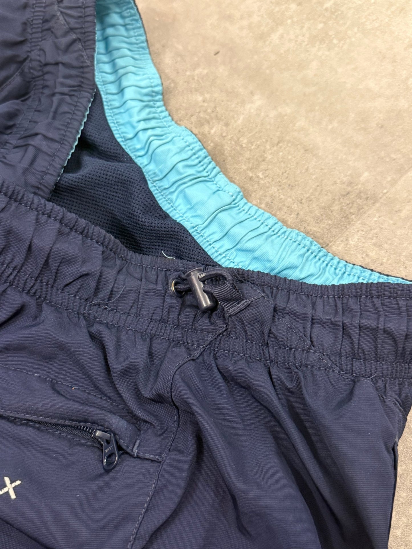 Vintage – Nike Shox Shorts Blau | revintage