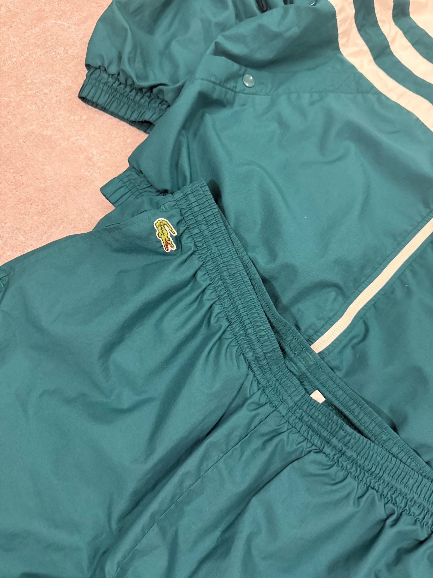 Vintage Tracksuit – Lacoste Tracksuit Grün | revintage