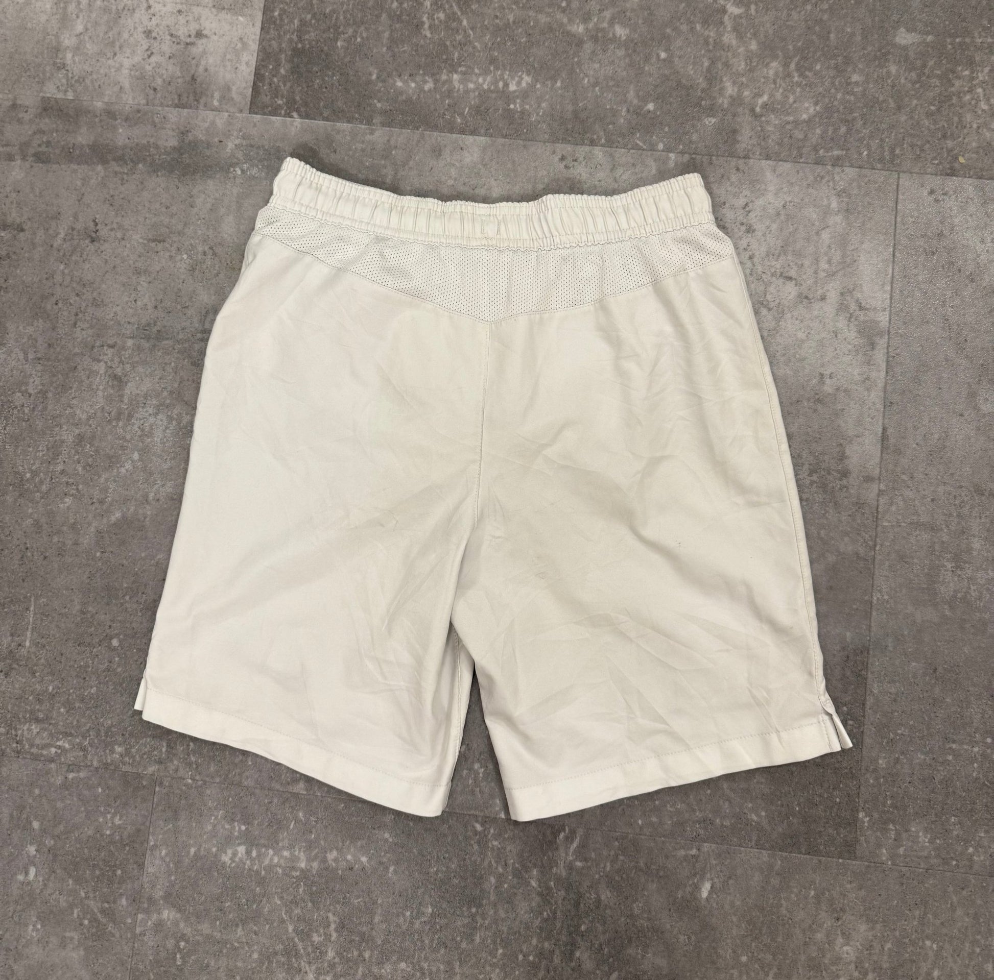 Vintage – Nike Shorts Sonderedition Weiß | revintage